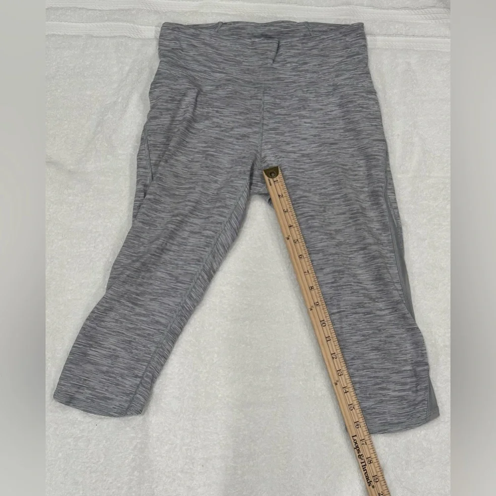 Gray Lululemon Leggings Size 8 - Picture 8 of 10